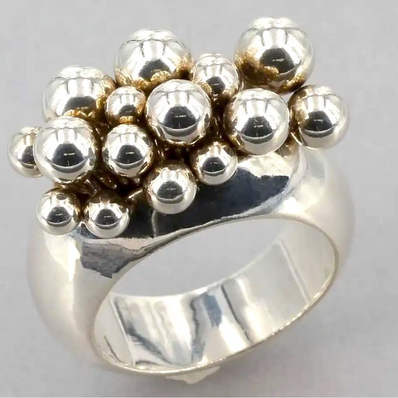 Silpada Jewelry - RARE Silpada Vintage Sterling Silver ChaCha Floating Silver Bead Ring Price FIRM